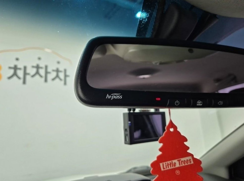 KG모빌리티(쌍용)  코란도 디젤 4WD 어드벤처 60TH 에디션 사진 15