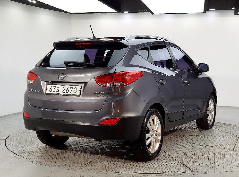 현대 투싼 2WD VGT LX20 사진 4