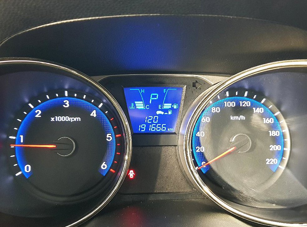 현대 투싼 2WD VGT LX20 사진 7