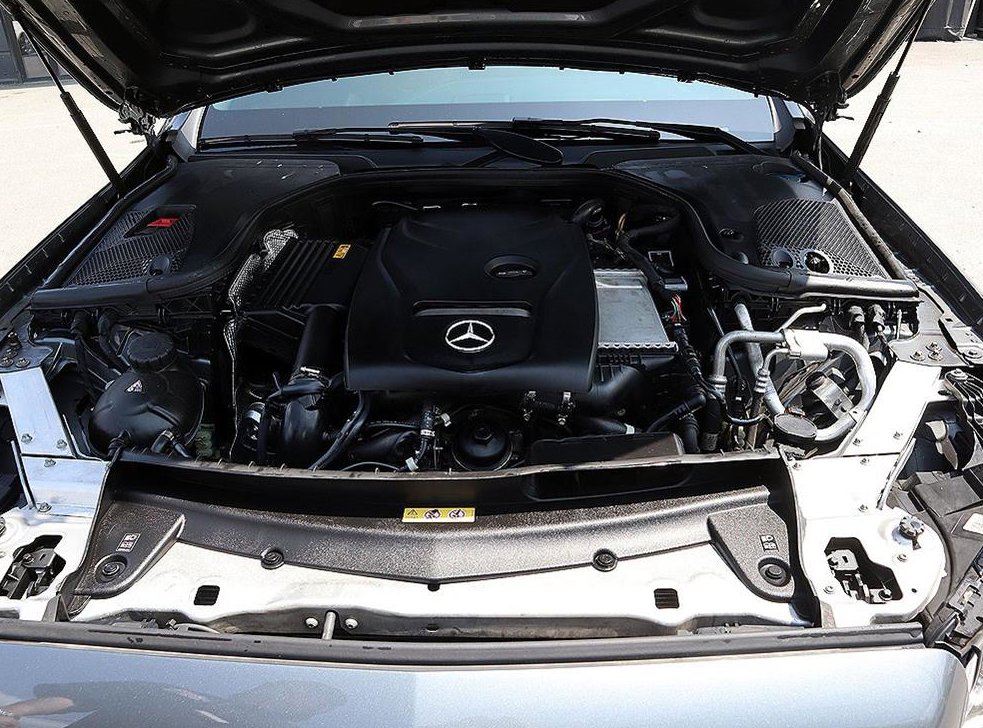 벤츠 E 클래스 E300 AMG LINE 사진 19