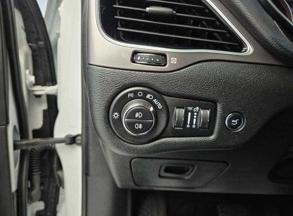 지프 체로키 2.4 리미티드 AWD 사진 18