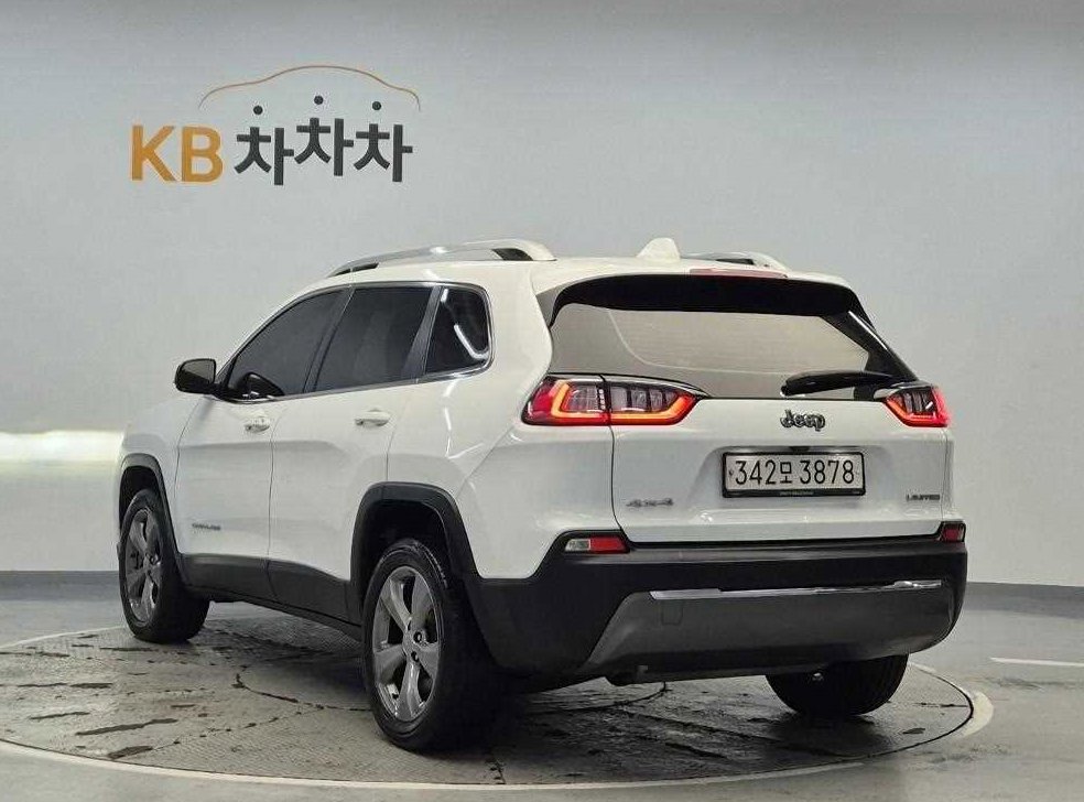 지프 체로키 2.4 리미티드 AWD 사진 2