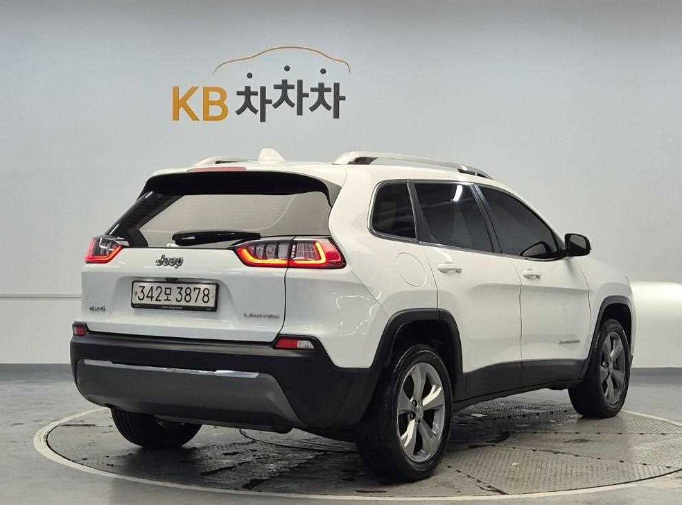 지프 체로키 2.4 리미티드 AWD 사진 3