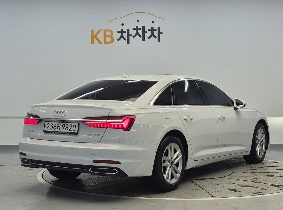 아우디 A6 40 TDI 사진 3