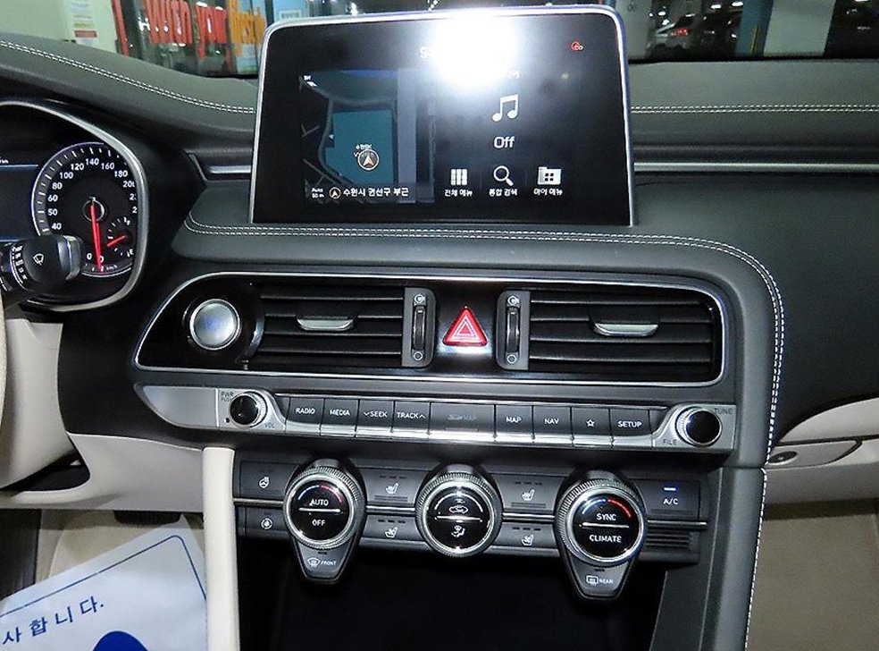 제네시스 G70 2.0T 사진 11