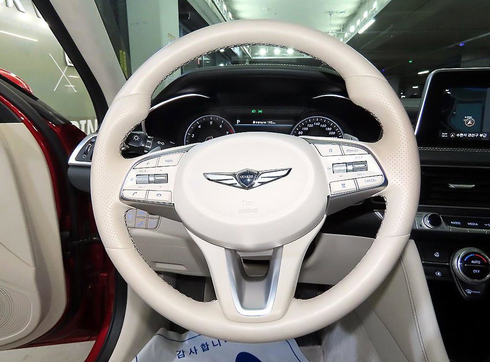 제네시스 G70 2.0T 사진 8