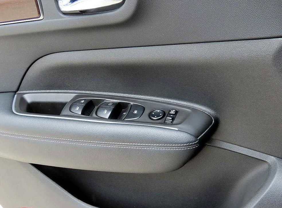 르노코리아(삼성) QM6 2.0 LPe RE 시그니처 2WD 사진 11