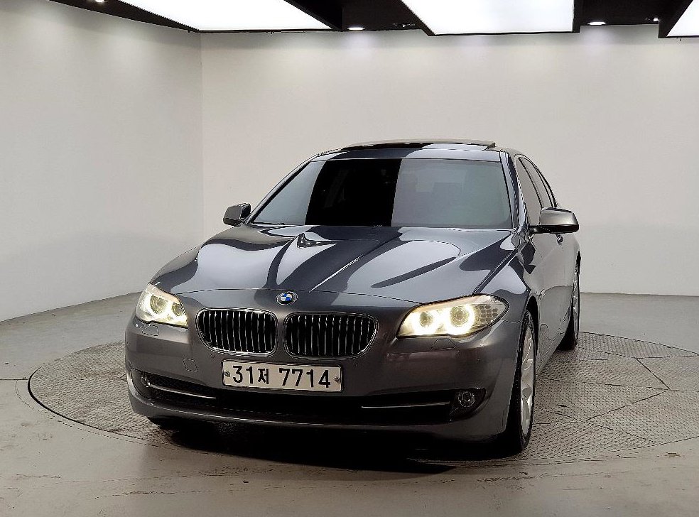 BMW 5시리즈 528i xDrive 사진 2