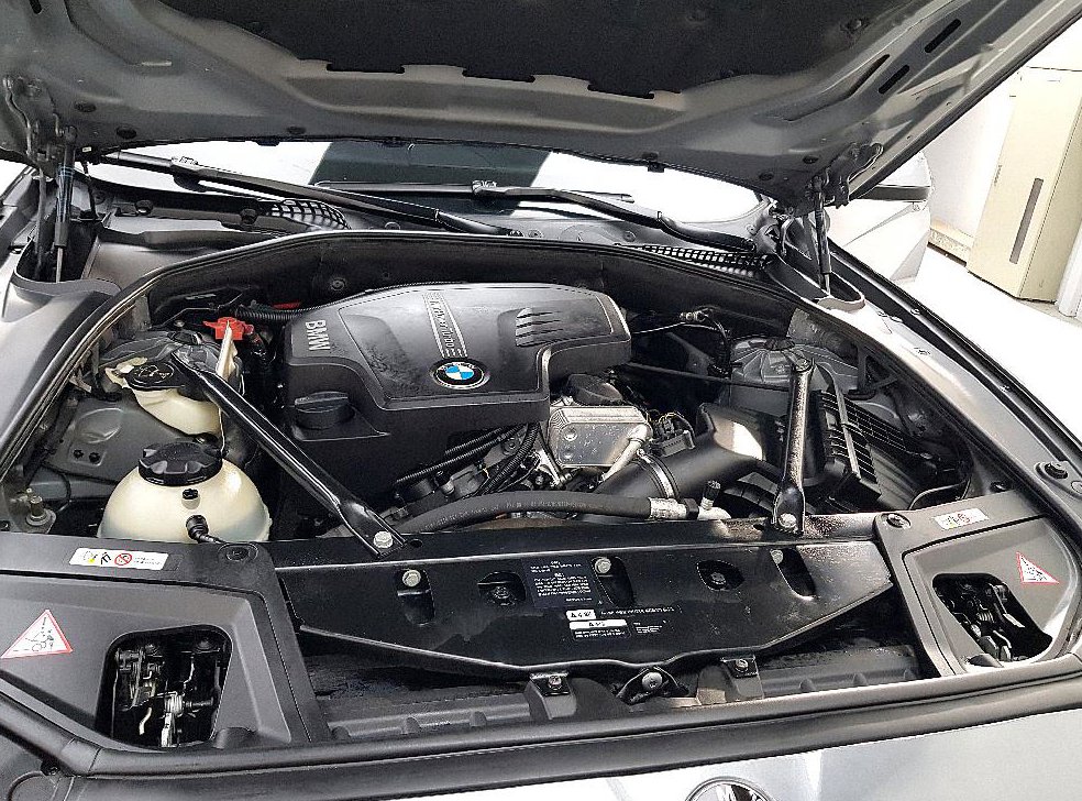 BMW 5시리즈 528i xDrive 사진 6