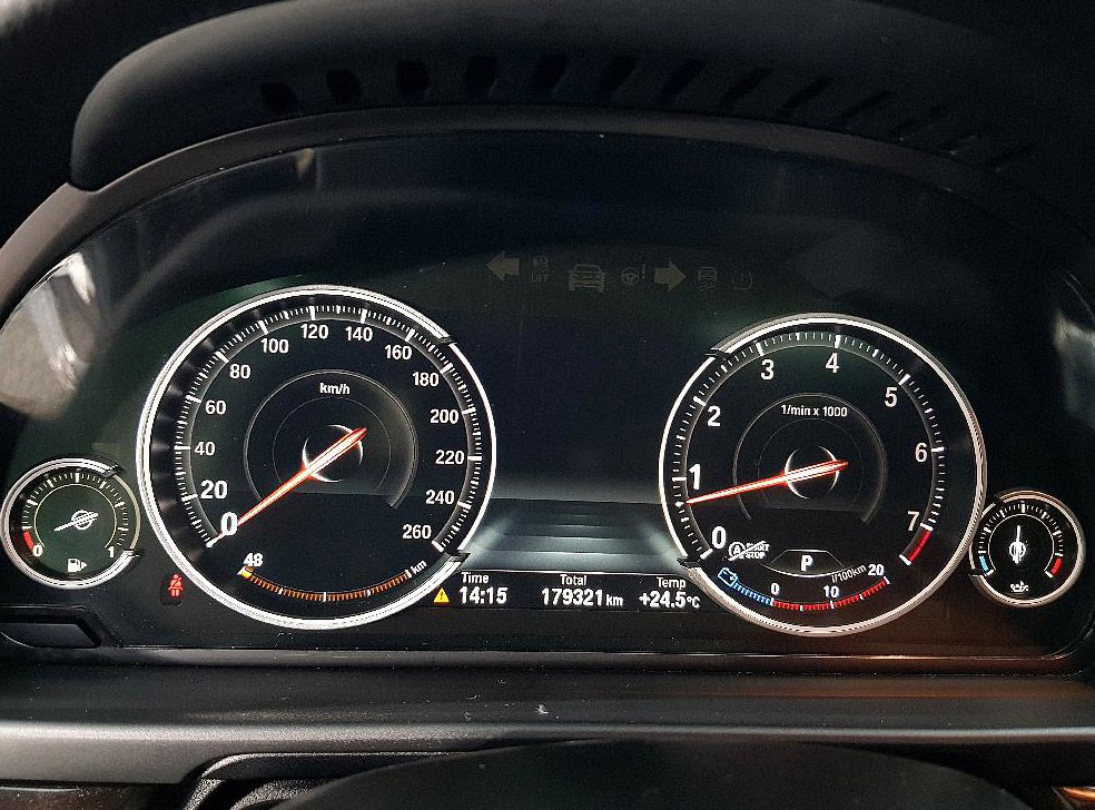 BMW 5시리즈 528i xDrive 사진 7