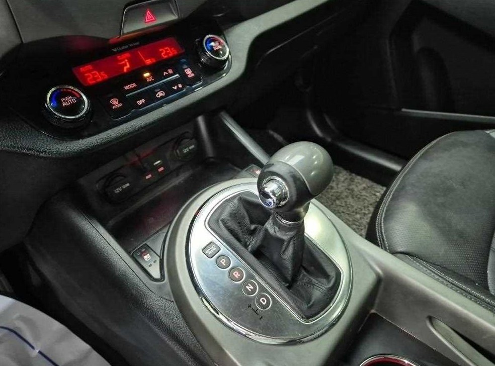 기아 스포티지 디젤 2WD 프레스티지 사진 8