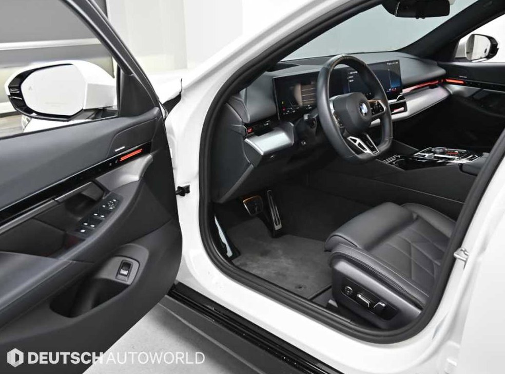 BMW 5시리즈 520i 사진 11