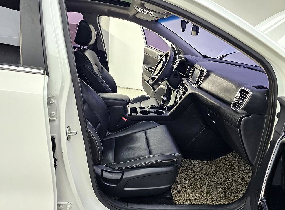 기아 스포티지 디젤 2.0 2WD 프레스티지 사진 11