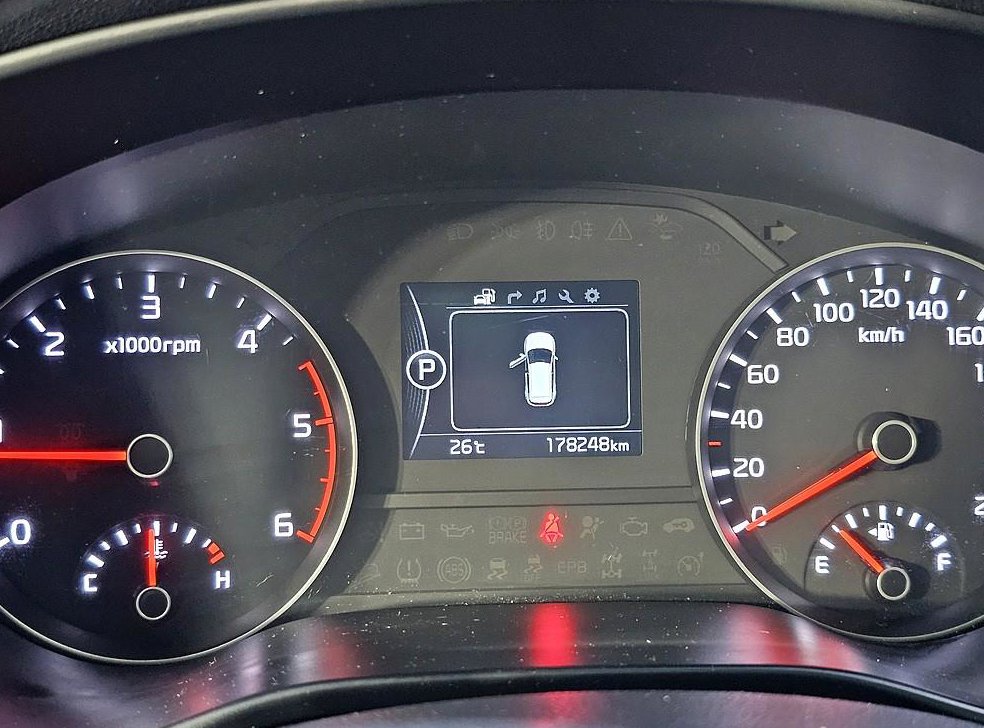 기아 스포티지 디젤 2.0 2WD 프레스티지 사진 7