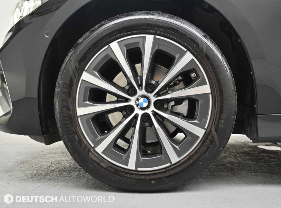BMW 3시리즈 320i 사진 6