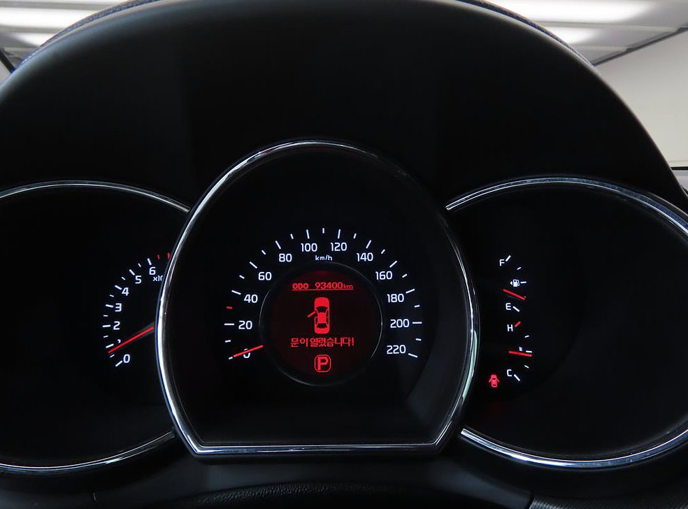 기아 프라이드 5DR 1.6GDI 프레스티지 사진 9