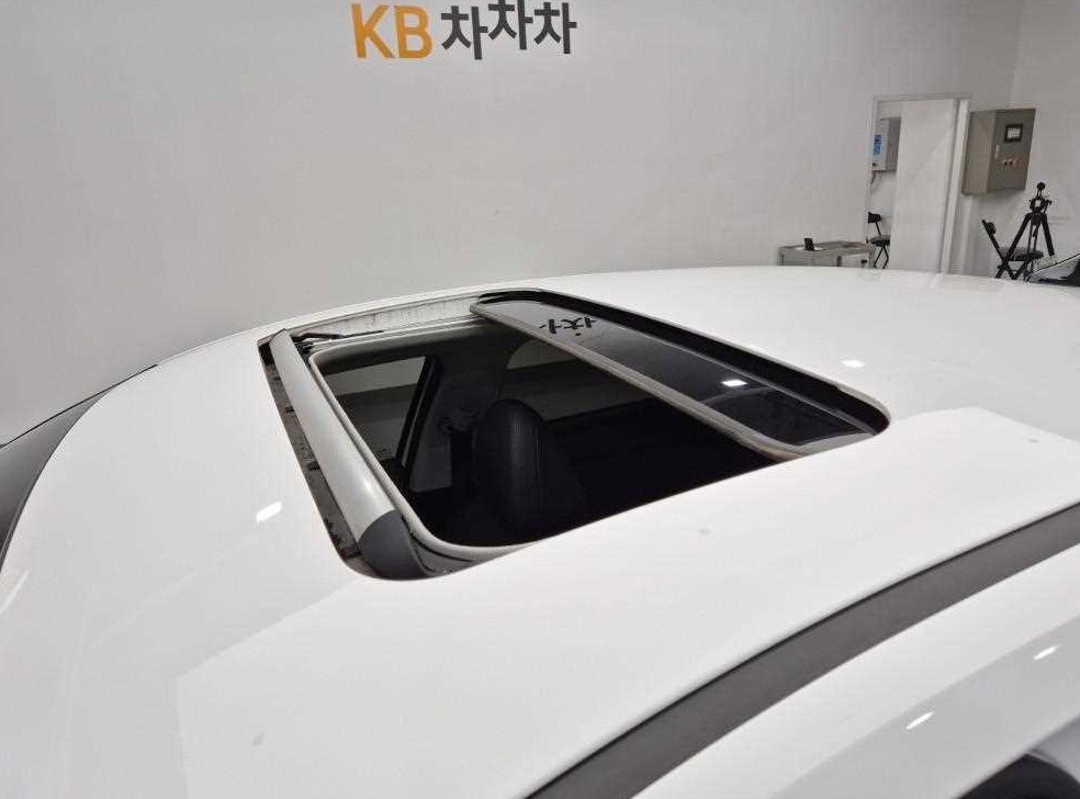 현대 아반떼 1.6 인스퍼레이션 사진 13