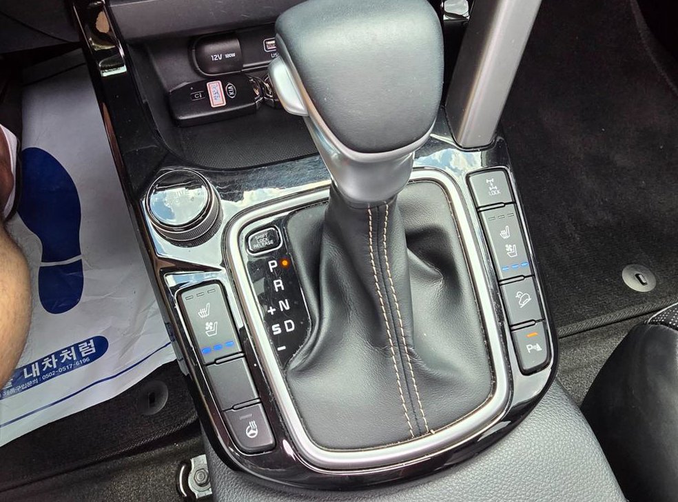 기아 셀토스 가솔린 1.6 터보 4WD 사진 16