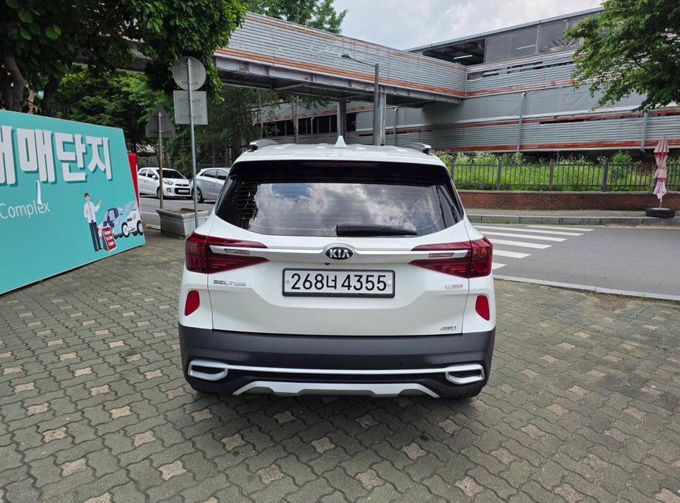 기아 셀토스 가솔린 1.6 터보 4WD 사진 3