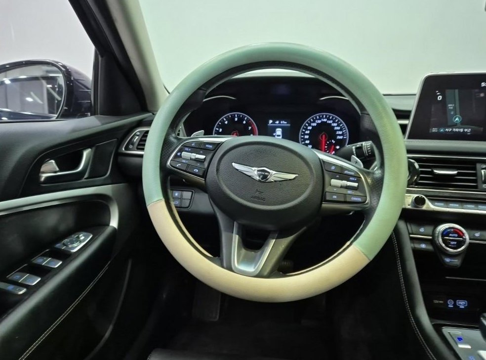 제네시스 G70 2.0T 사진 8
