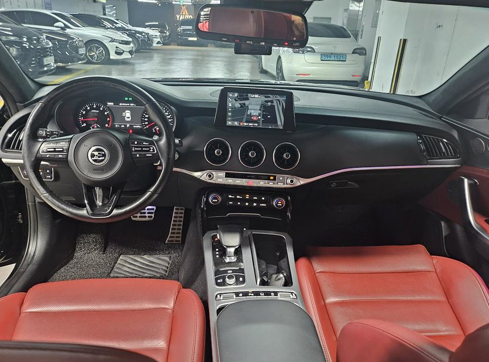 기아 스팅어 가솔린 2.0 터보 AWD 사진 8