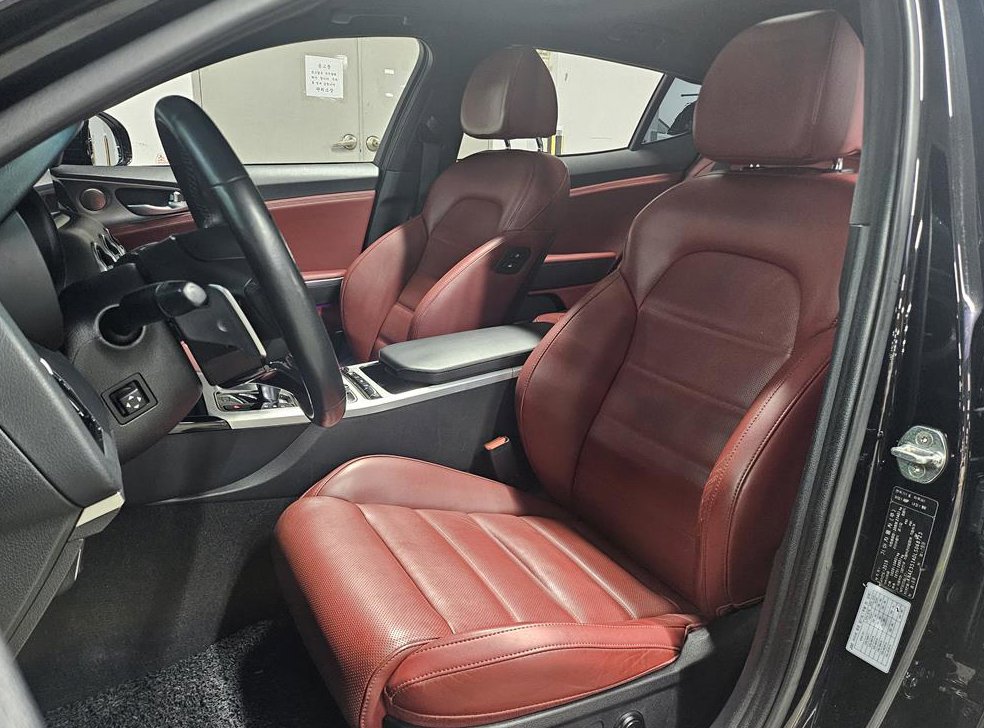 기아 스팅어 가솔린 2.0 터보 AWD 사진 9