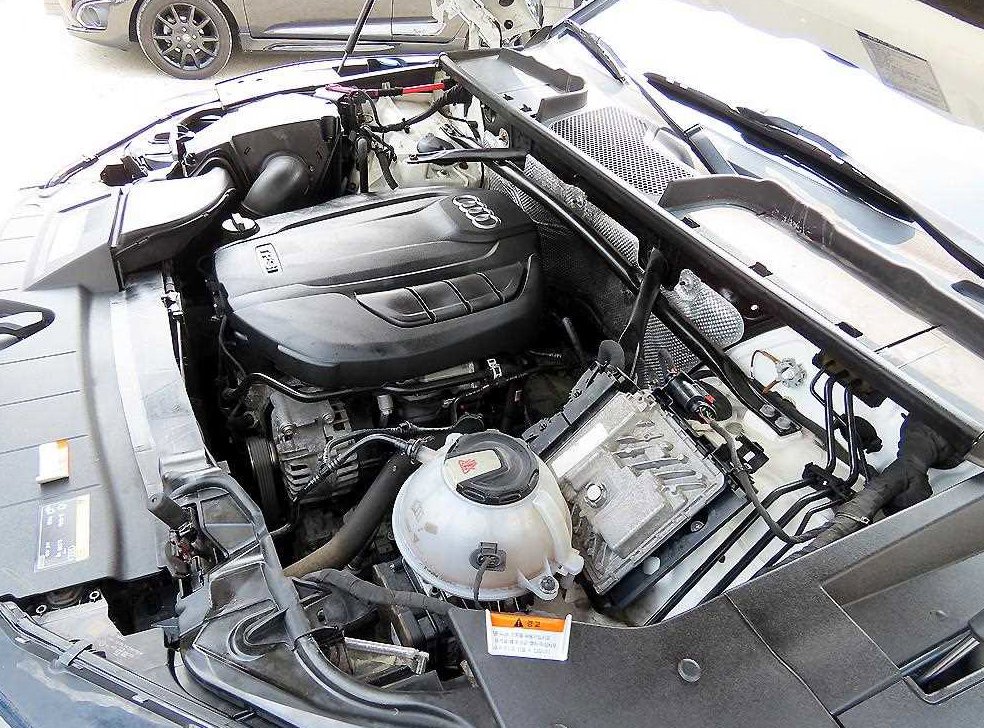 아우디 Q5 45 TFSI 콰트로 사진 19