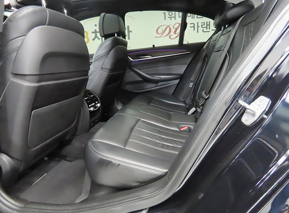 BMW 5시리즈 520d xDrive M 스포츠 플러스 사진 6