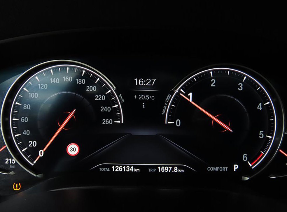 BMW 5시리즈 520d xDrive M 스포츠 플러스 사진 8