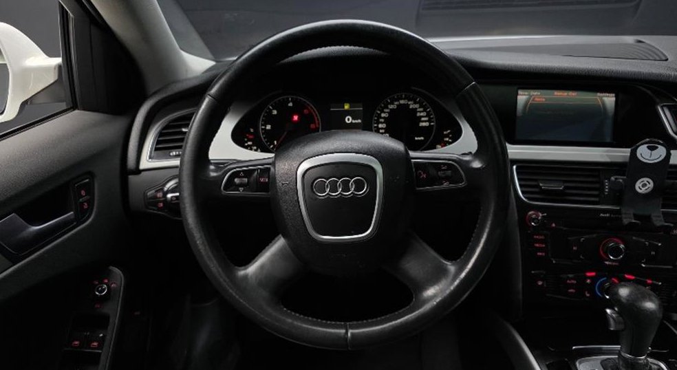 아우디 A4 2.0 TDI 사진 13