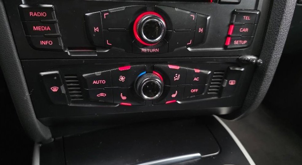 아우디 A4 2.0 TDI 사진 18