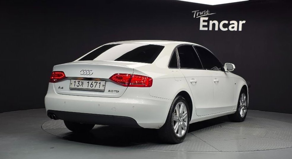 아우디 A4 2.0 TDI 사진 2