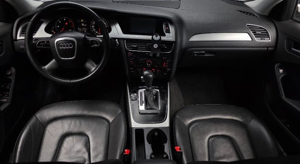 아우디 A4 2.0 TDI 사진 7