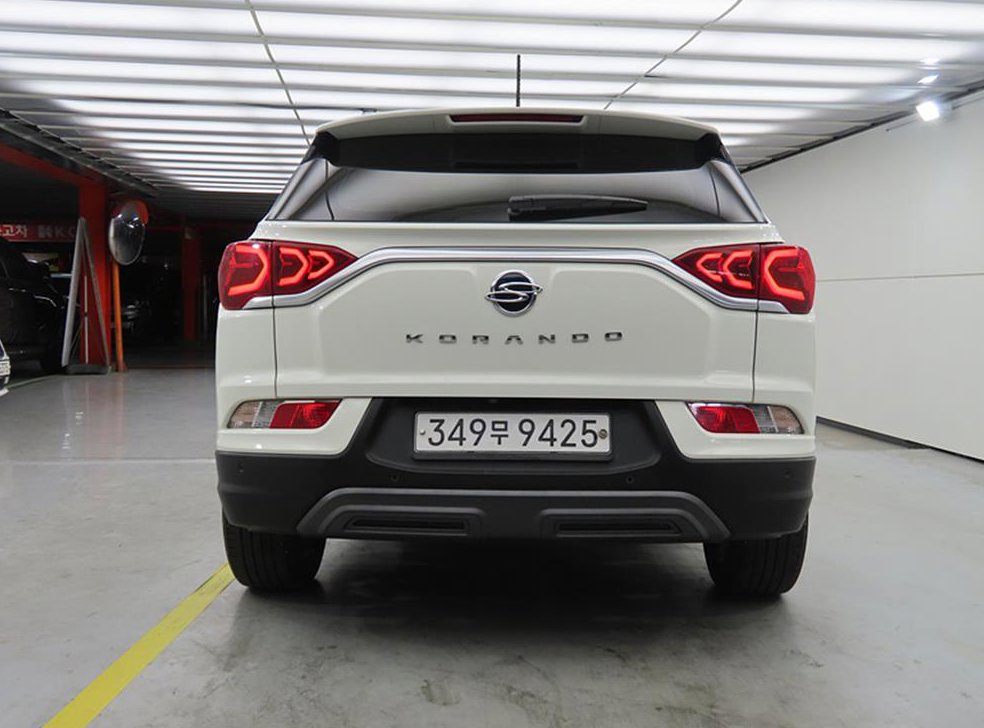 KG모빌리티(쌍용)  코란도 2WD 가솔린 1.5 C5 플러스 사진 3
