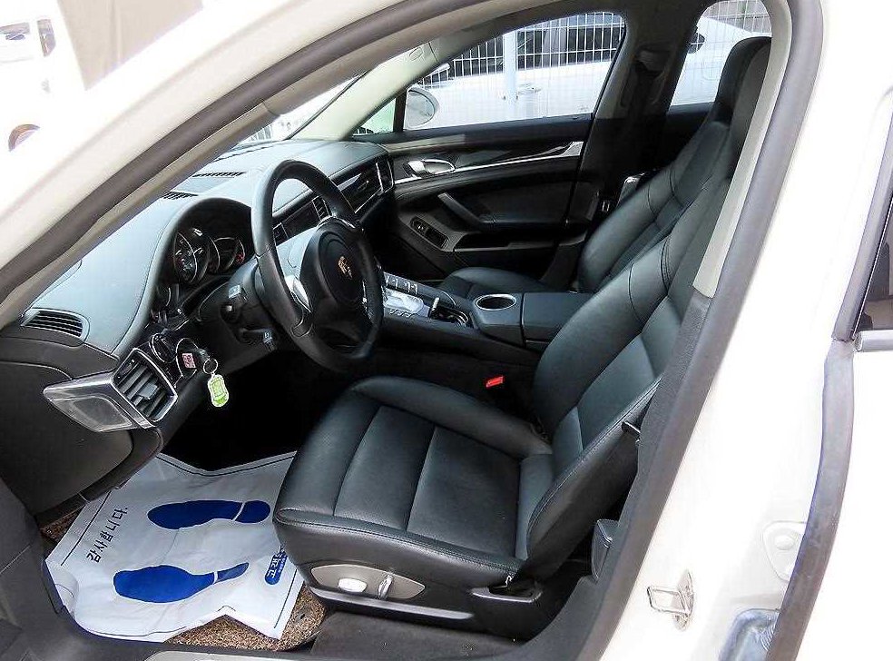 포르쉐 파나메라 3.6 AWD 사진 5