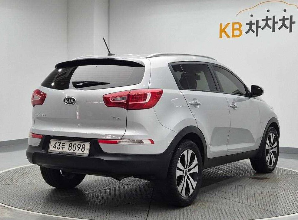 기아 스포티지 2WD TLX 사진 3