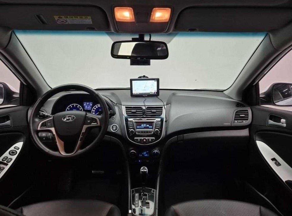 현대 엑센트 1.4VVT 프리미엄 사진 7
