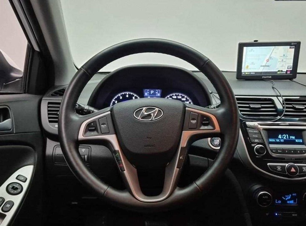 현대 엑센트 1.4VVT 프리미엄 사진 9