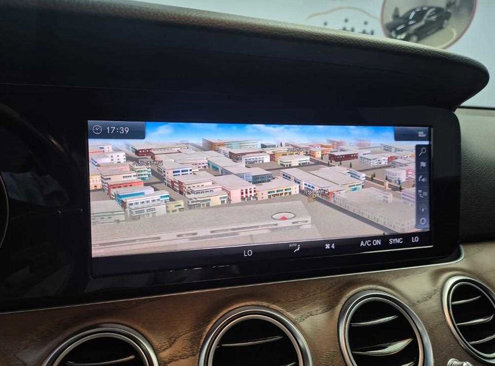 벤츠 E 클래스 E300 4MATIC 익스클루시브 스텐다드 사진 14