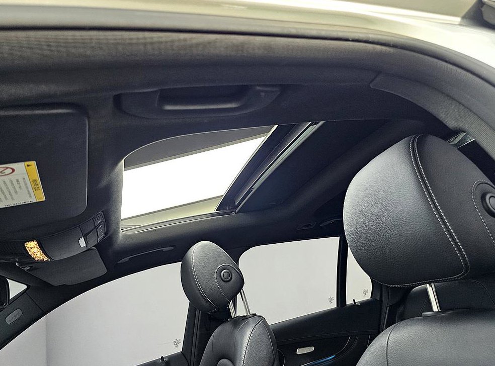 벤츠 GLC 클래스 GLC 220 d 4MAITC 프리미엄 사진 11