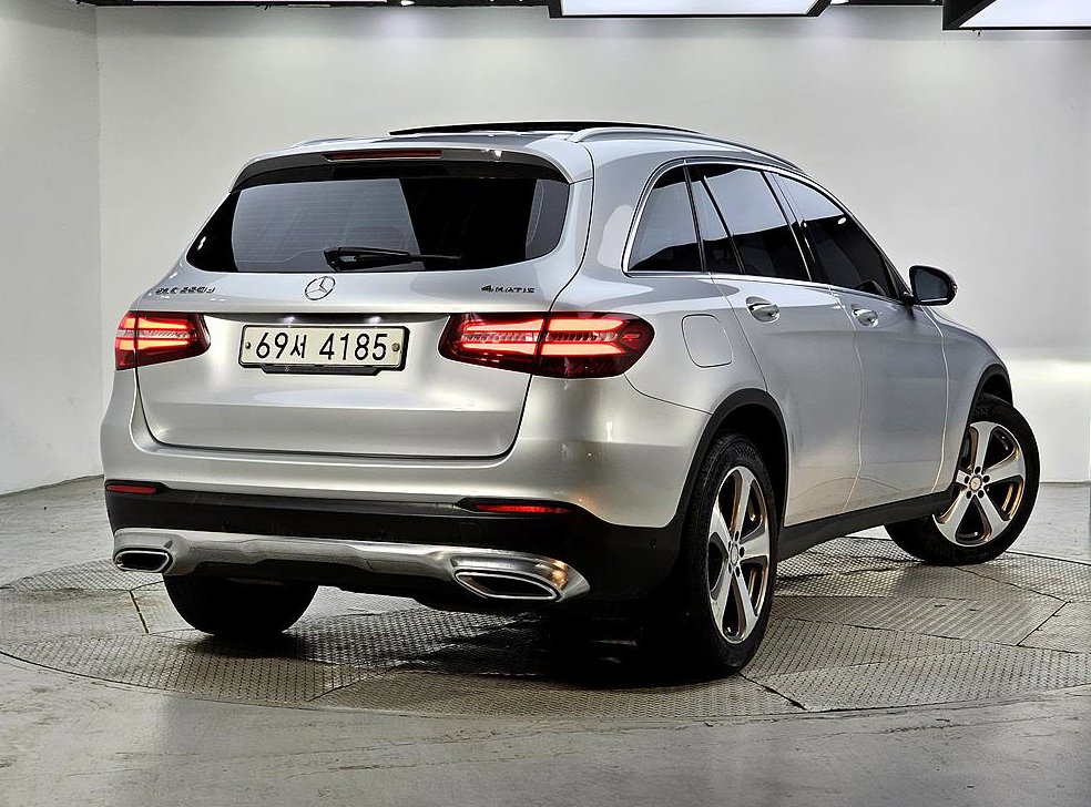 벤츠 GLC 클래스 GLC 220 d 4MAITC 프리미엄 사진 4