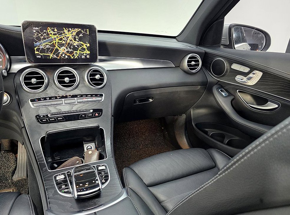 벤츠 GLC 클래스 GLC 220 d 4MAITC 프리미엄 사진 9