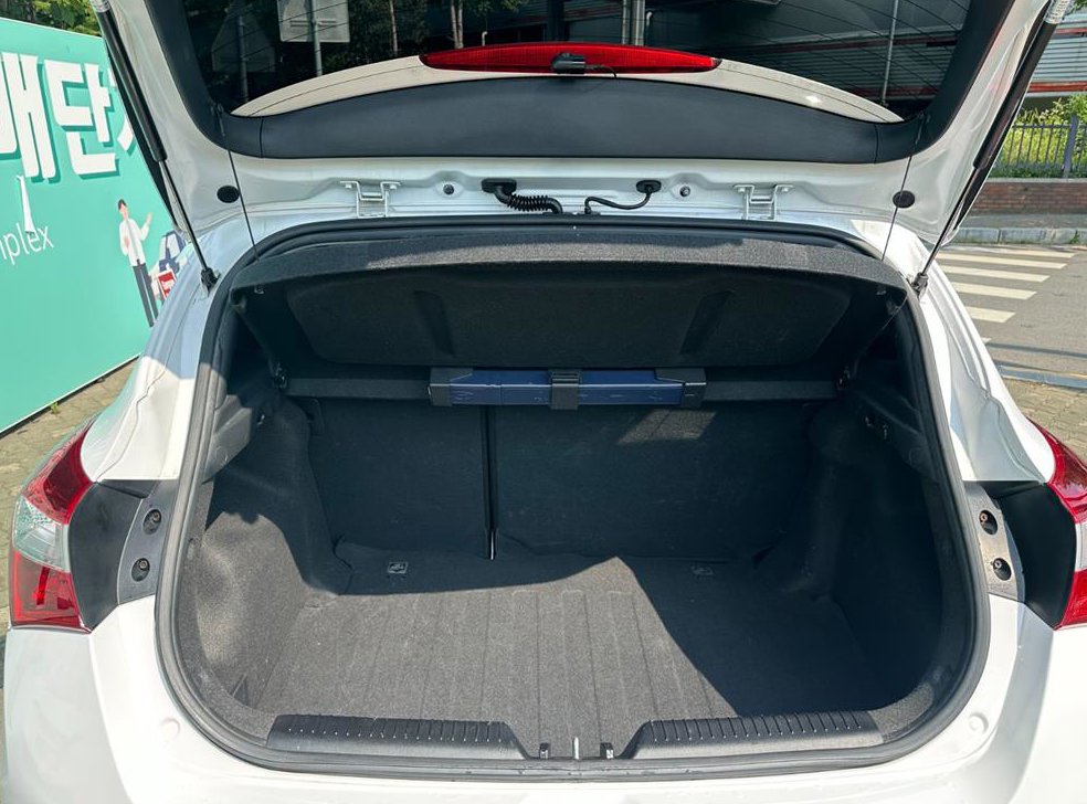 현대 i30 1.6 VGT PYL 사진 18