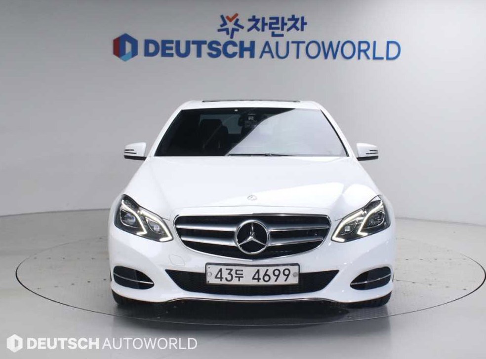 벤츠 E 클래스 E220 CDI 아방가르드 사진 3
