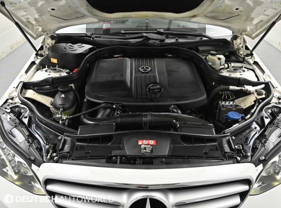 벤츠 E 클래스 E220 CDI 아방가르드 사진 6