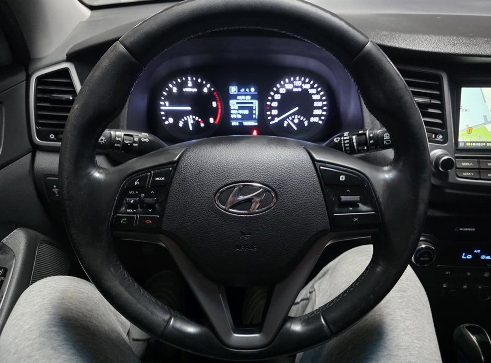 현대 투싼 디젤 1.7 2WD 사진 9