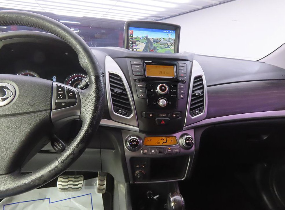 KG모빌리티(쌍용)  코란도 2WD 2.2 RX 사진 10