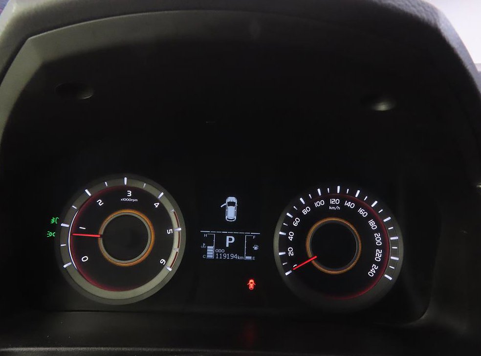 KG모빌리티(쌍용)  코란도 2WD 2.2 RX 사진 9