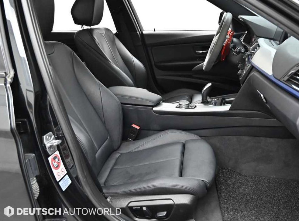BMW 3시리즈 320d M 스포츠 사진 10