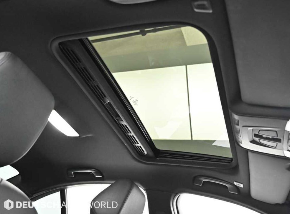 BMW 3시리즈 320d M 스포츠 사진 18